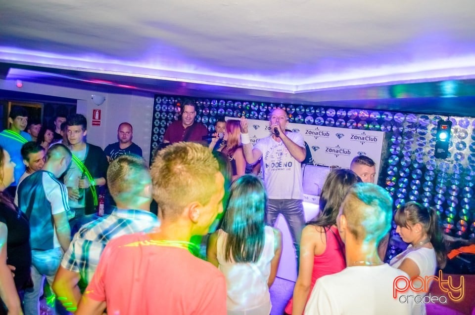 Desperado în Zona Club, 