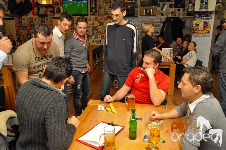 Distracţie cu Victor Mihalcea în Fabrica de bere, 