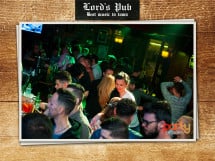 Distracție în Lord's Pub