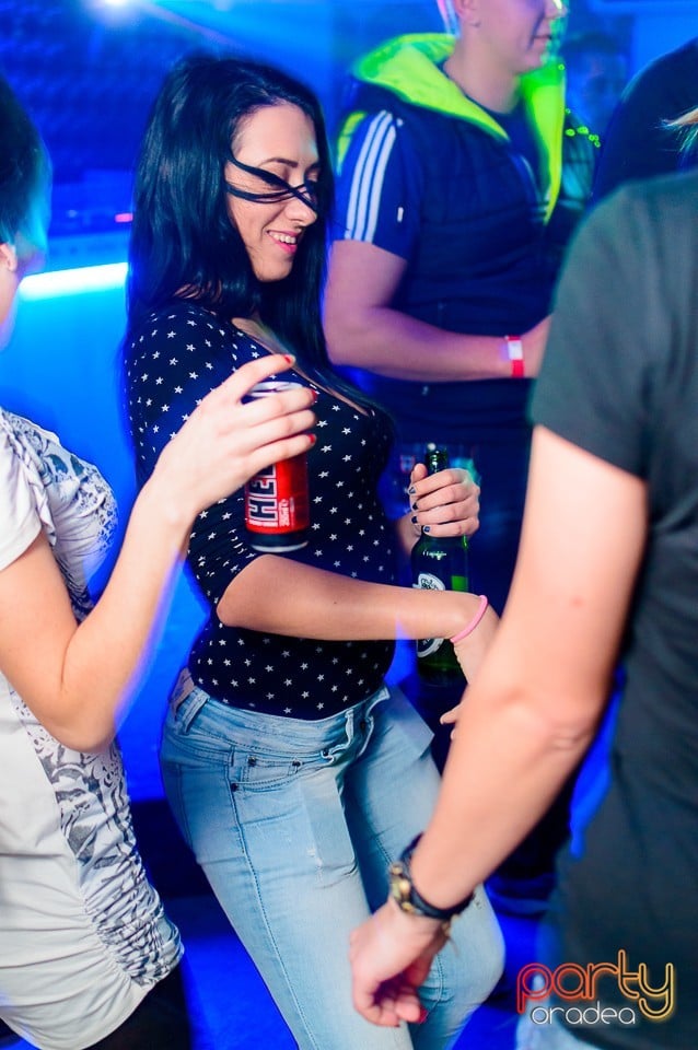 Distracţie în Zona Club, 