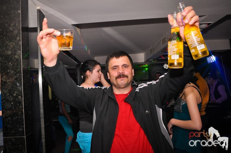 Distracţie maximă în Club Dizalya, 