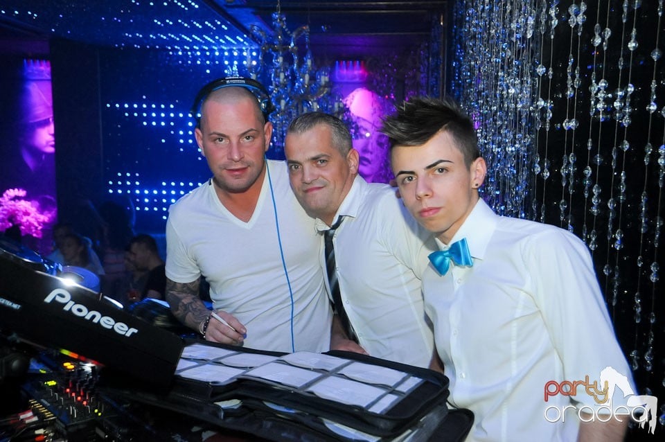 DJ Adrian Eftimie în The One, 