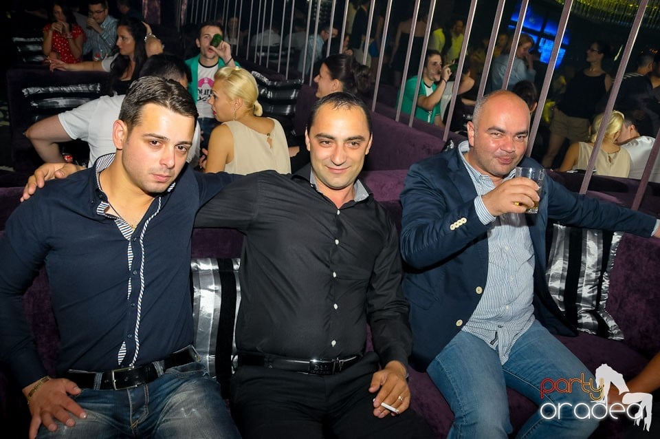 DJ Adrian Eftimie în The One, 