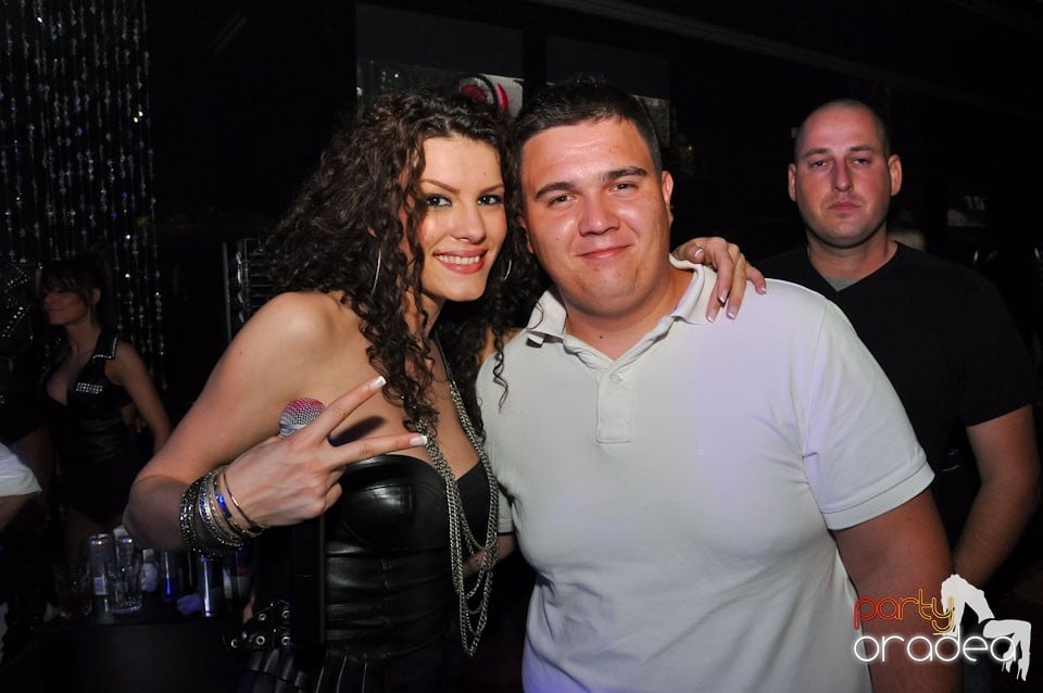 DJ Sava şi Andreea în Club The One, 