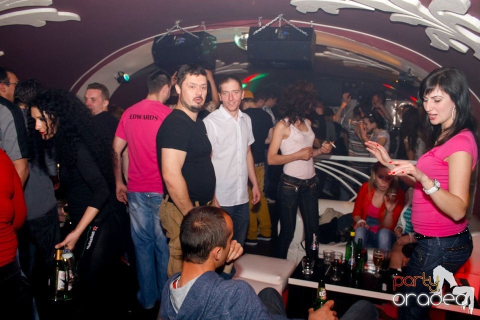 Easter Party în Club Atti's, 