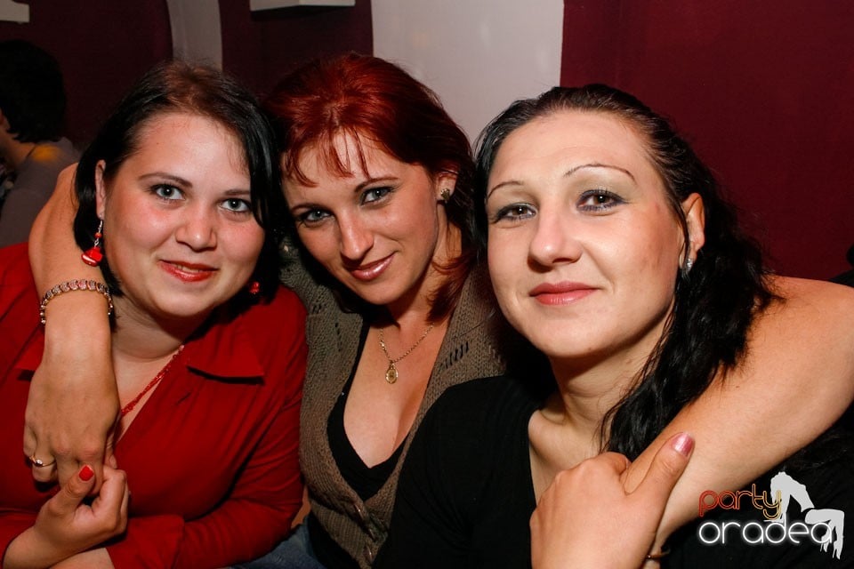 Easter Party în Club Atti's, 