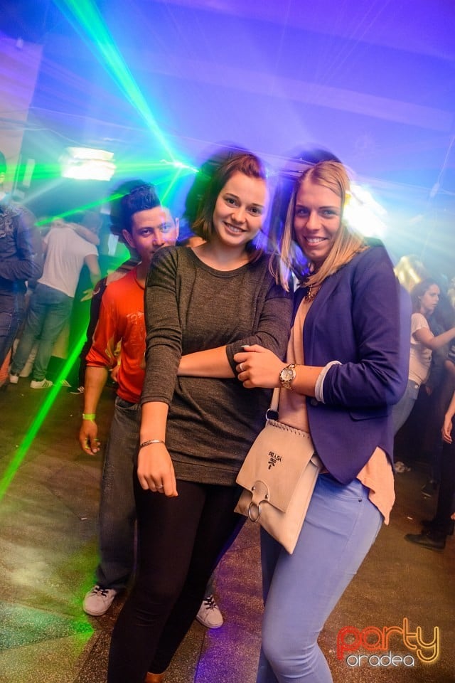 Easter Party în Club Cafe-Bar, Royal Party House