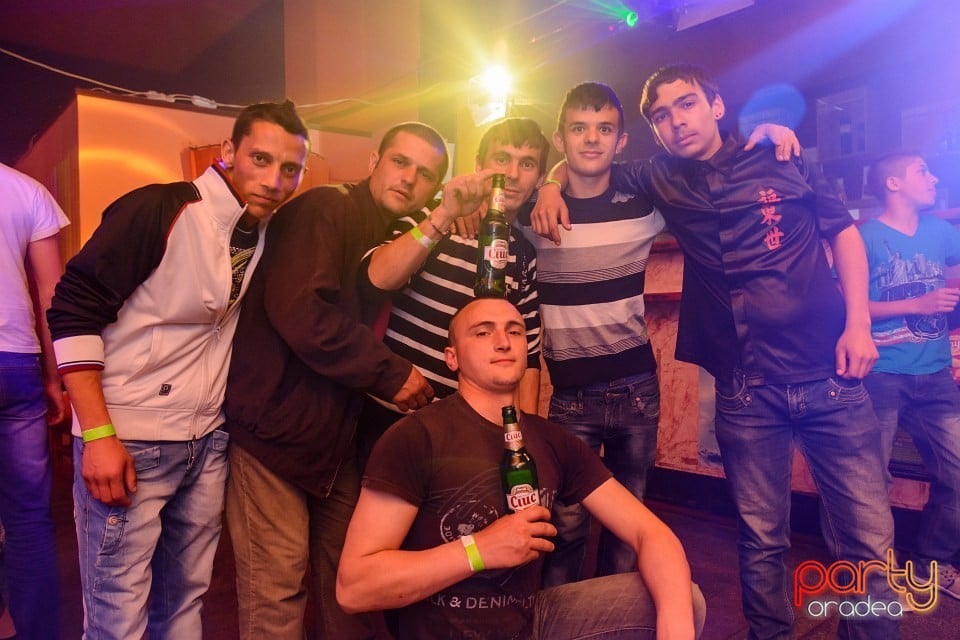 Easter Party în Club Cafe-Bar, Royal Party House