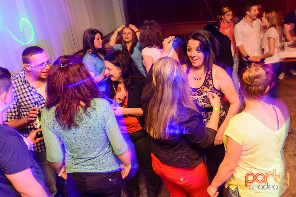 Easter Party în Club Cafe-Bar, Royal Party House