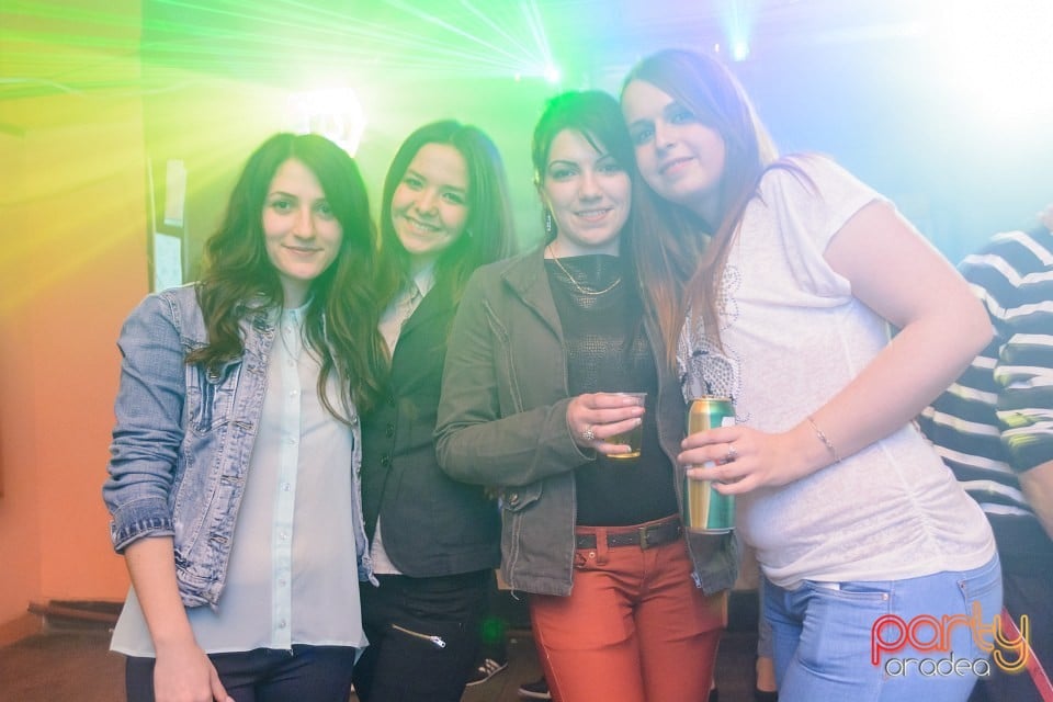 Easter Party în Club Cafe-Bar, Royal Party House