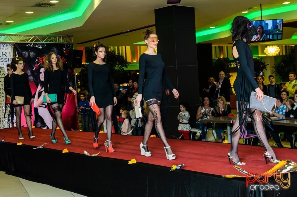 Fashion Weekend, Lotus Center