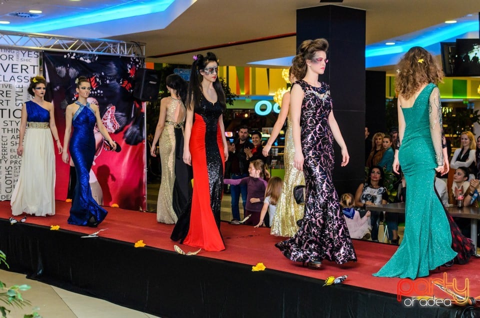 Fashion Weekend, Lotus Center