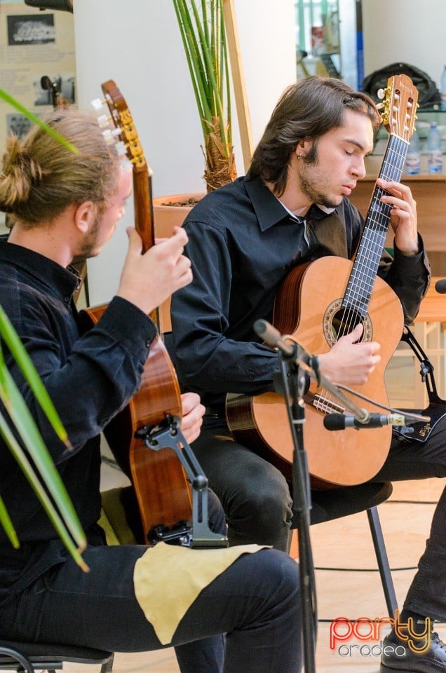 Festivalul Artelor Studenţeşti Vivat Academia, Universitatea din Oradea