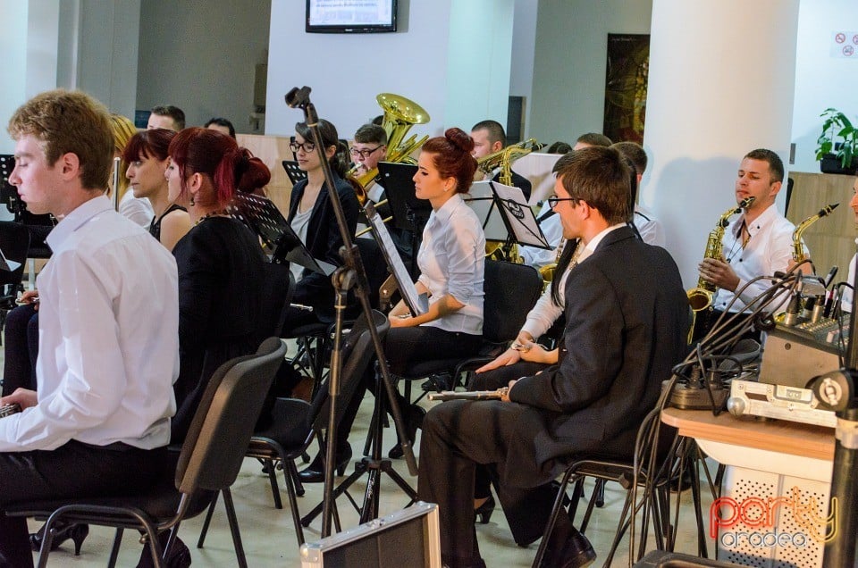 Festivalul Artelor Studenţeşti Vivat Academia, Universitatea din Oradea