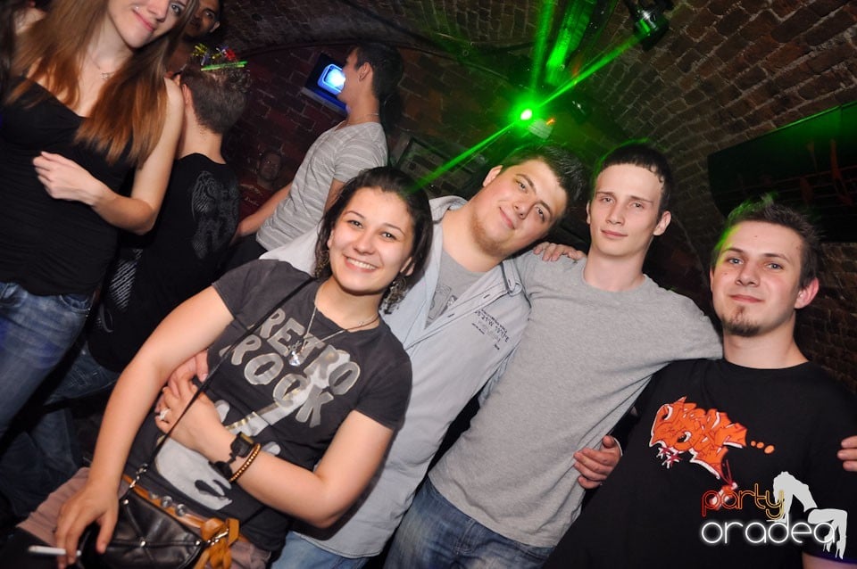 Friday Night Party @ Escape Club, 