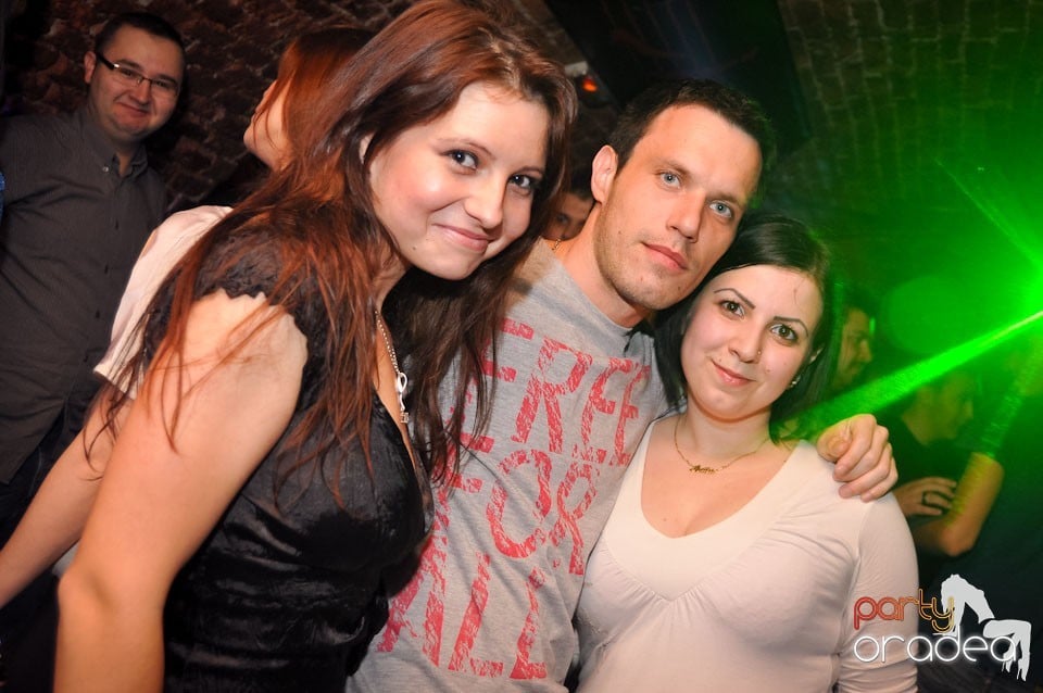 Friday Night Party @ Escape Club, 