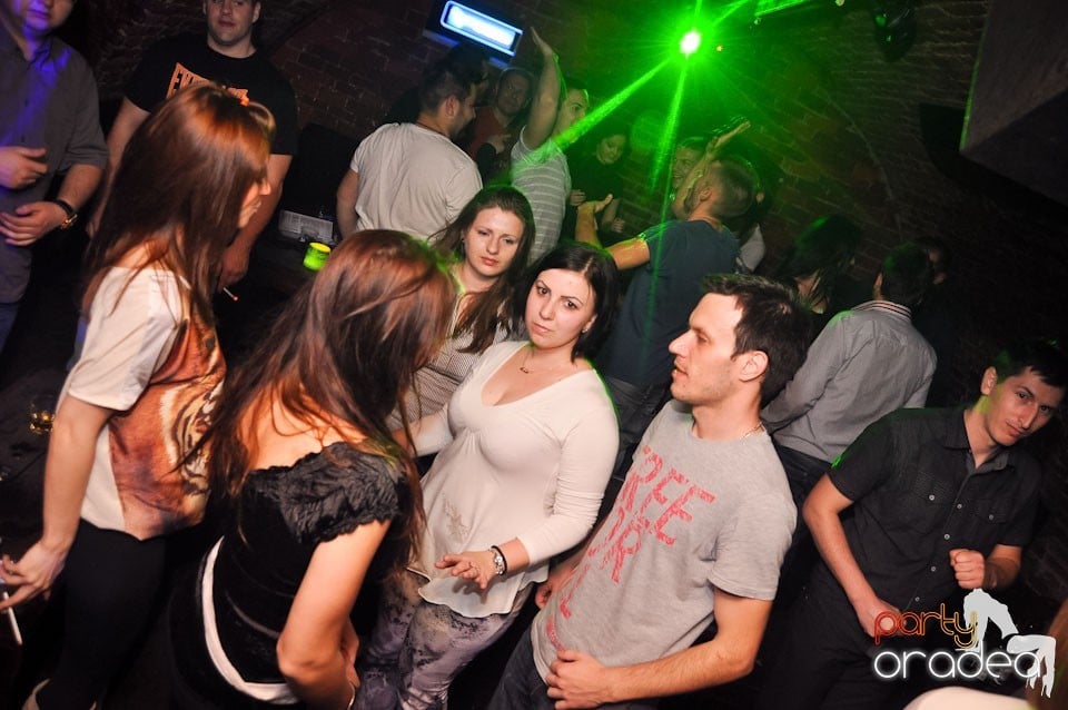 Friday Night Party @ Escape Club, 