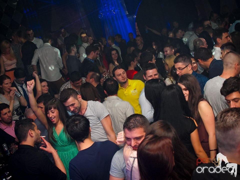 Friday Night Session #2 în The One, 