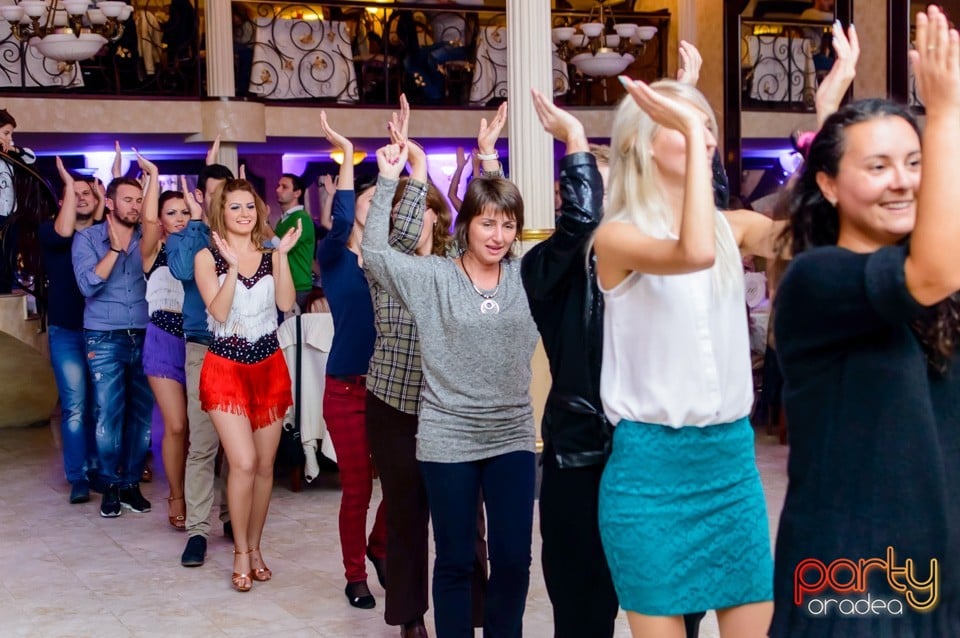 Grand Dancing Night, Grand Palace