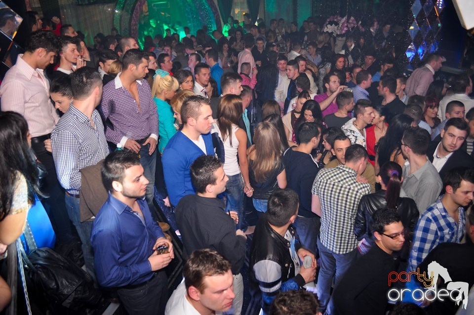 Grand Opening în The One Café & Club, 