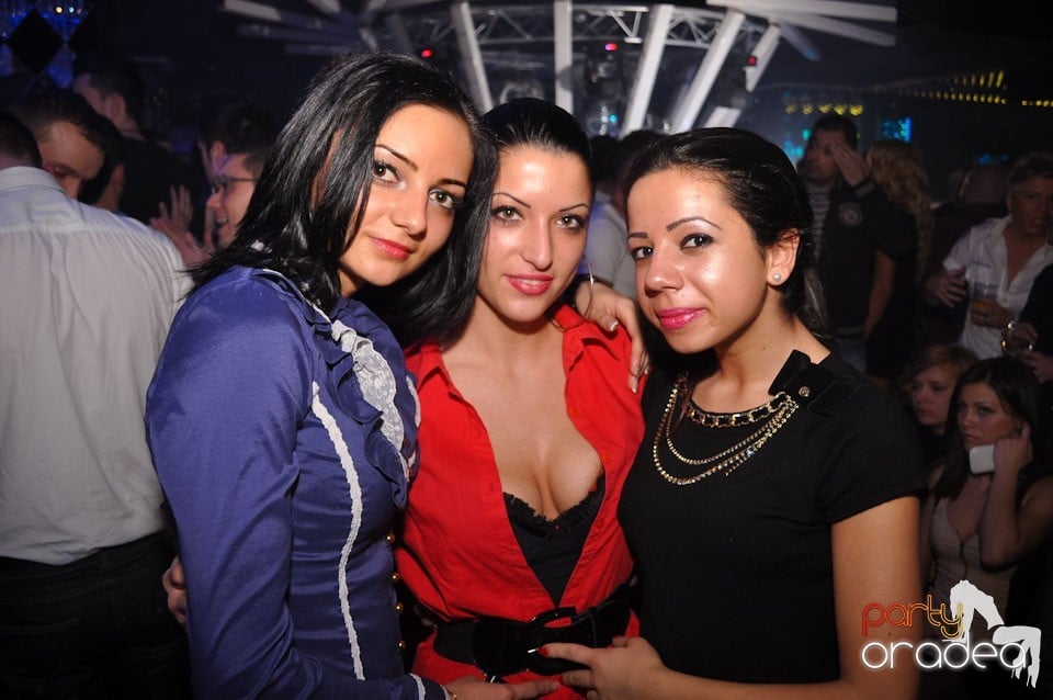 Grand Opening în The One Café & Club, 