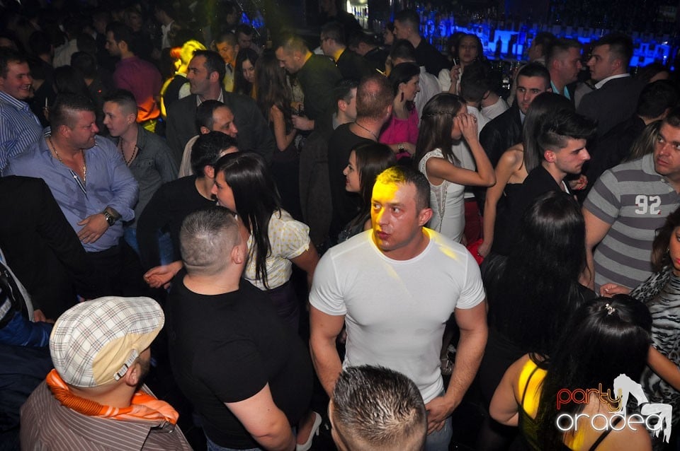 Grand Opening în The One Café & Club, 