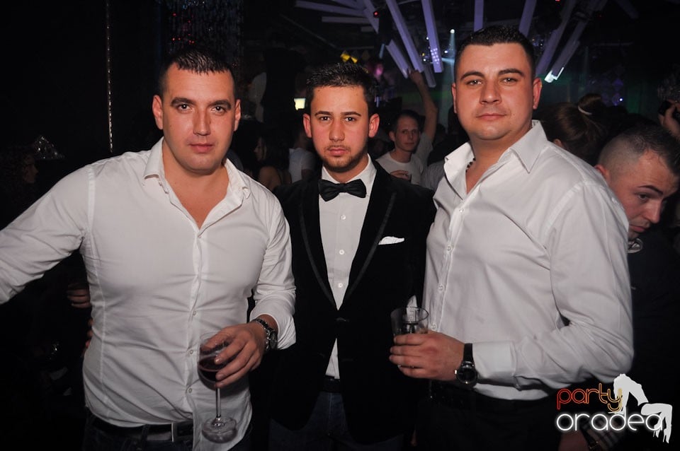 Grand Opening în The One Café & Club, 