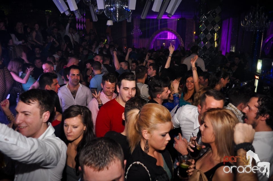 Grand Opening în The One Café & Club, 