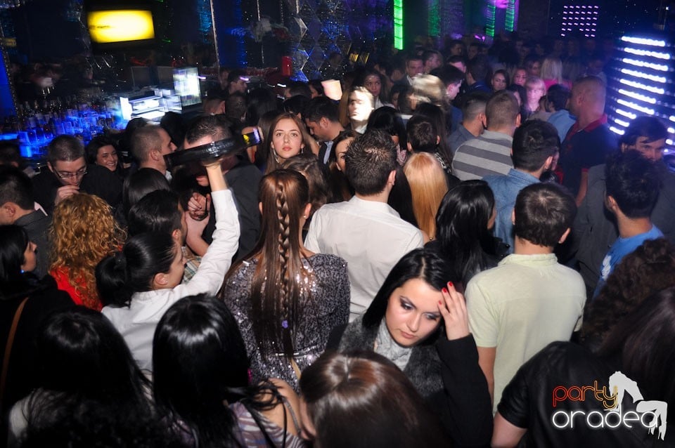 Grand Opening în The One Café & Club, 