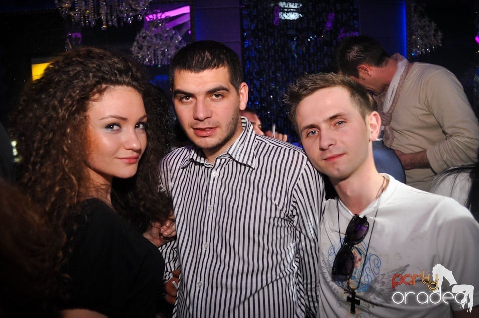 Grand Opening în The One Café & Club, 