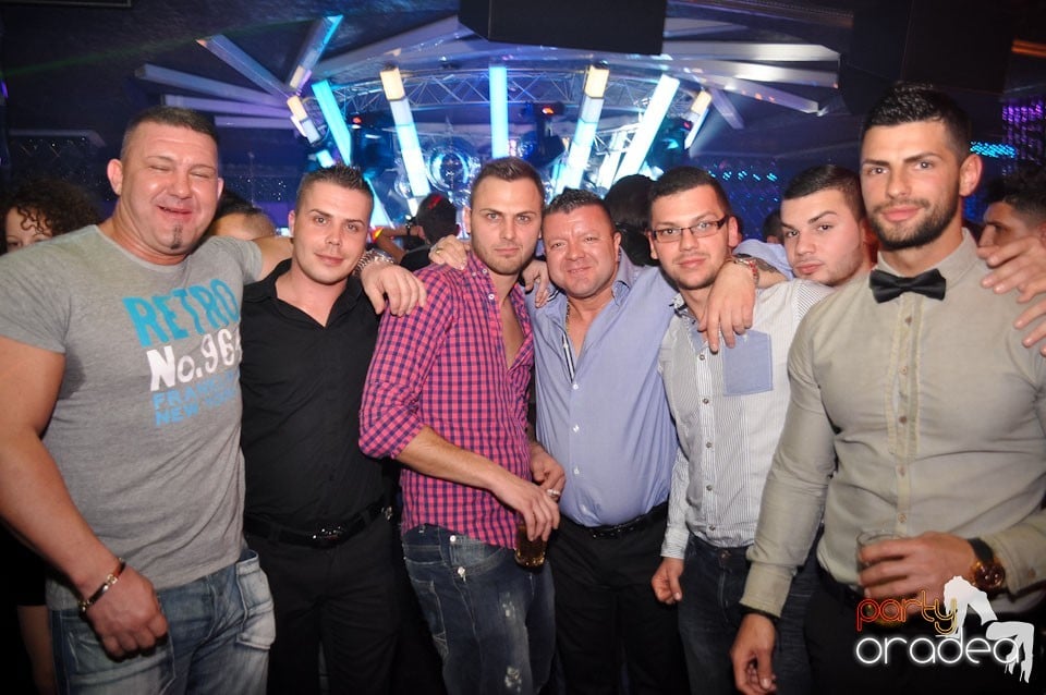 Grand Opening în The One Café & Club, 