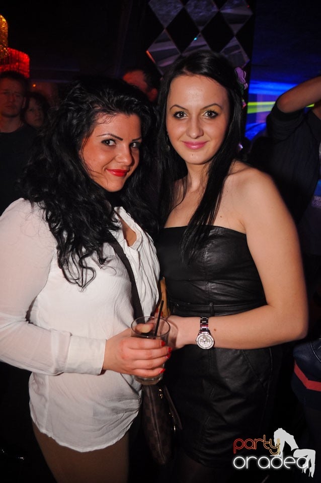 Grand Opening în The One Café & Club, 