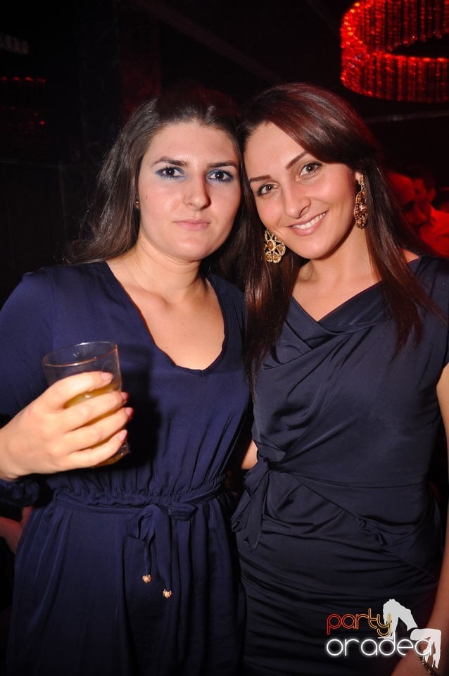 Grand Opening în The One Café & Club, 