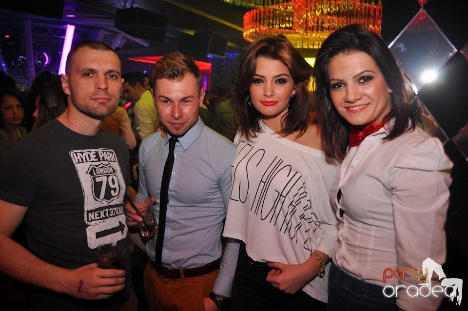 Grand Opening în The One Café & Club, 