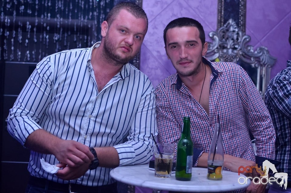 Grand VIP Party în The One Café & Club, 