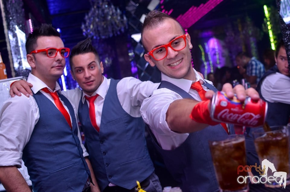 Grand VIP Party în The One Café & Club, 