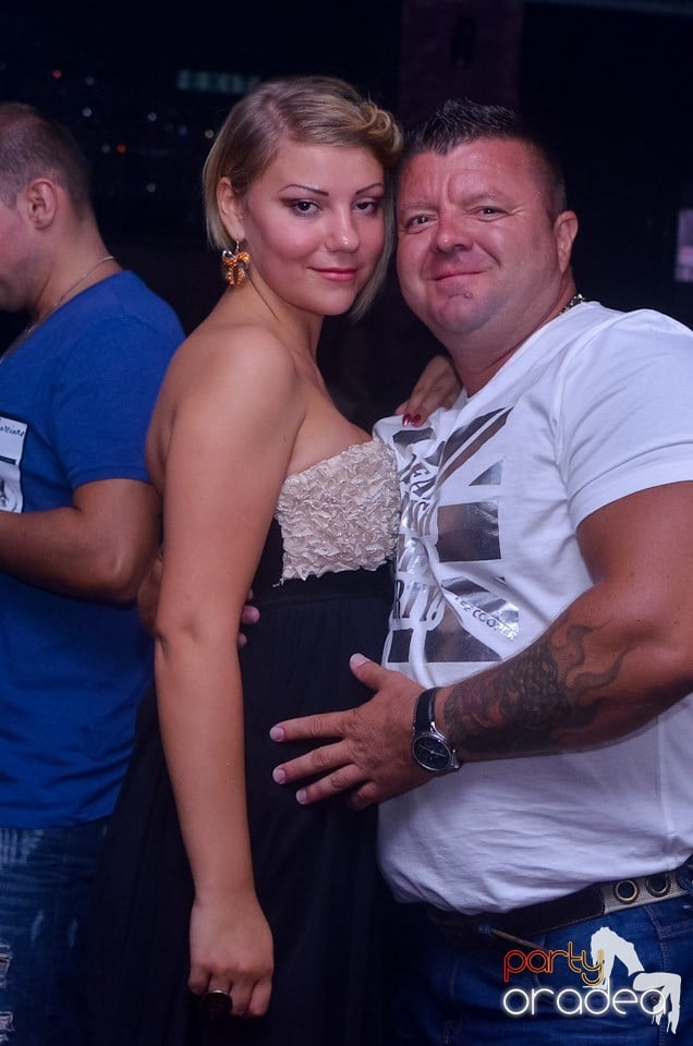 Grand VIP Party în The One Café & Club, 