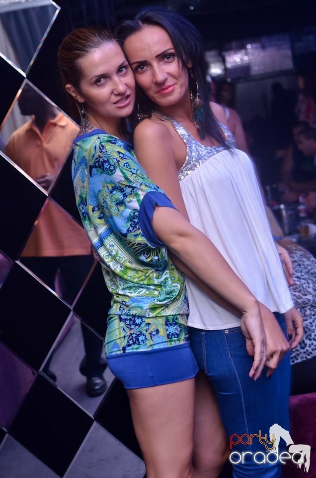 Grand VIP Party în The One Café & Club, 