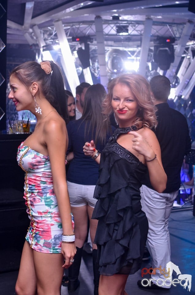 Grand VIP Party în The One Café & Club, 