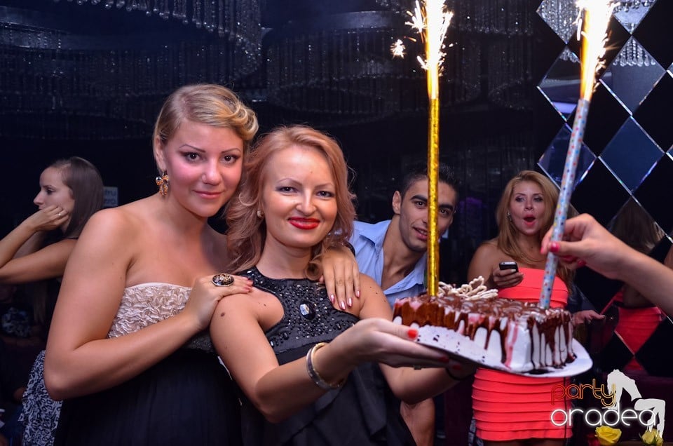 Grand VIP Party în The One Café & Club, 