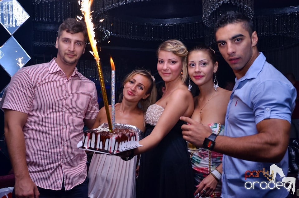 Grand VIP Party în The One Café & Club, 