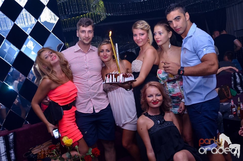 Grand VIP Party în The One Café & Club, 