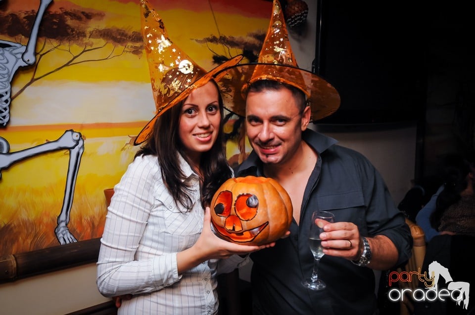 Halloween After Party, Zulu Caffe