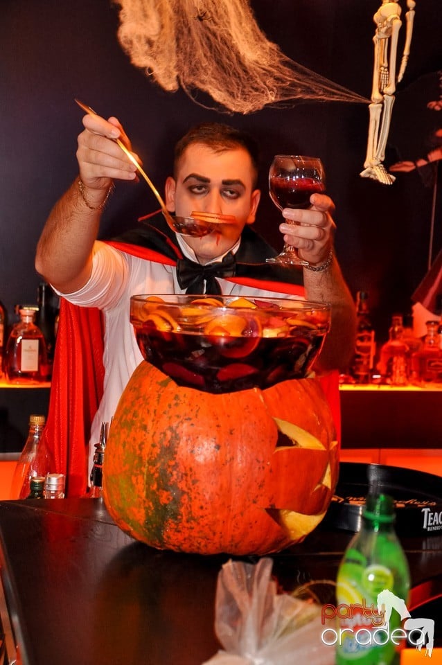 Halloween Party în Delice Cafe, Delice Cafe 2