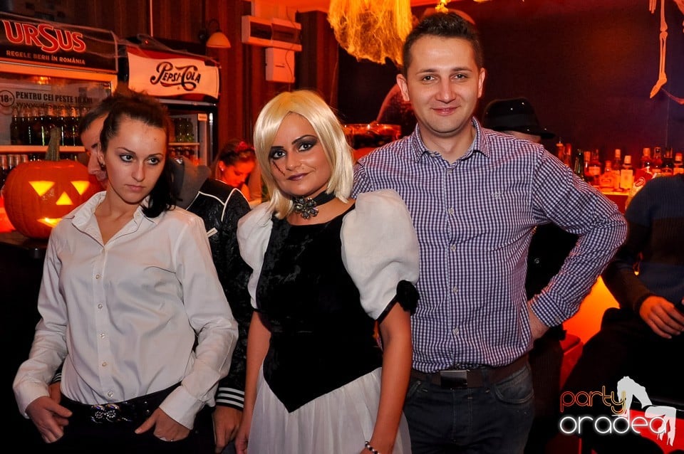 Halloween Party în Delice Cafe, Delice Cafe 2