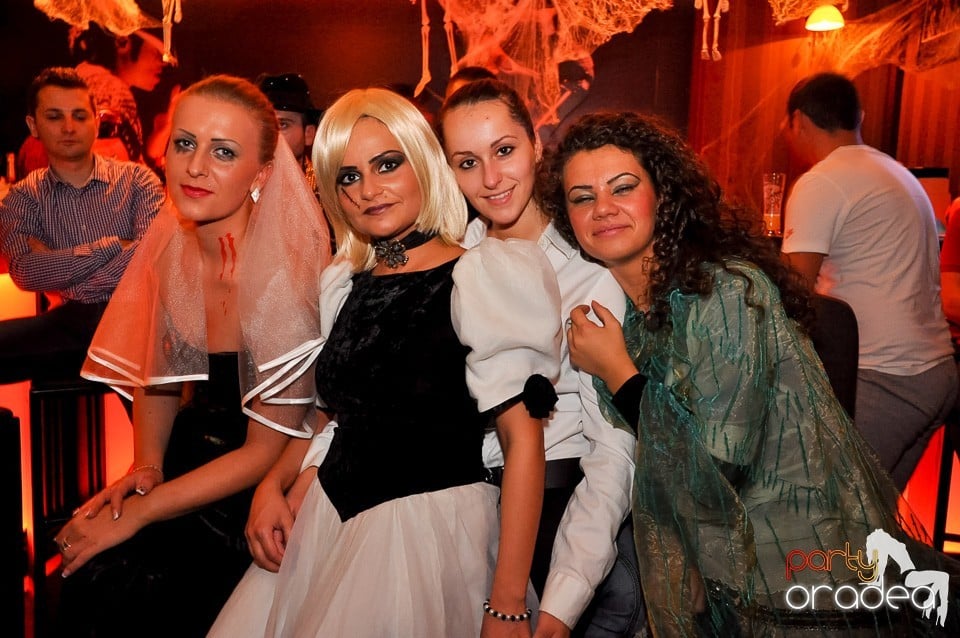 Halloween Party în Delice Cafe, Delice Cafe 2