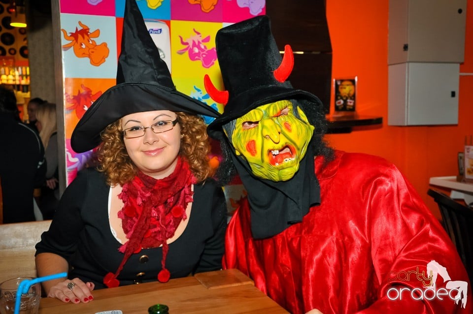 Halloween Party în Lactobar, 