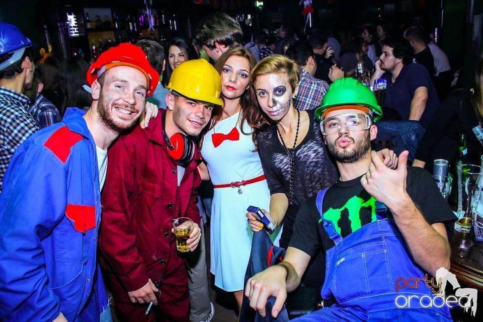 Halloween Party, Green Pub