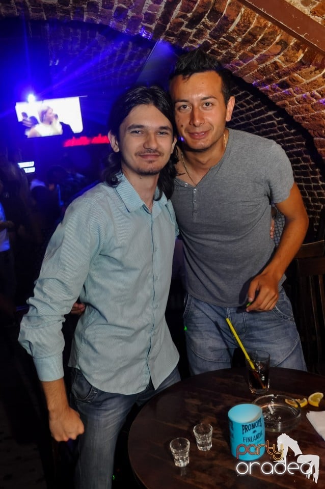 Hypnotheque Party cu Dr Nosta în Escape, 