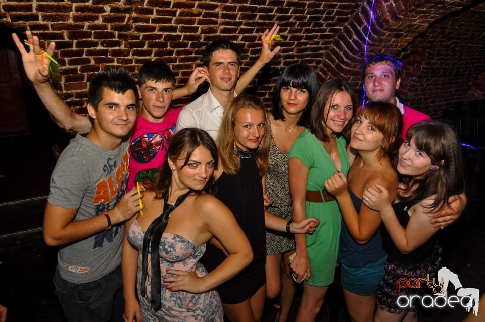 Hypnotheque Party cu Dr Nosta în Escape, 